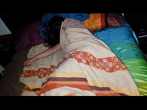 ❤️ Semeordea bere amaorde gazteari errieta egiten dio lo egiten duen bitartean. ❌ Porno vk gugan ❌